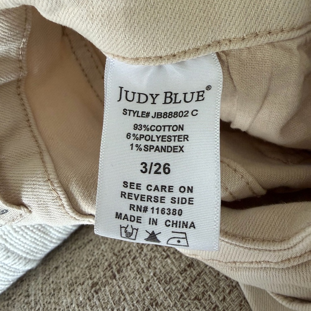 Judy Blue Neutral Cream Cropped High-Rise Jeans - Picture 8 of 9